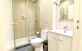 Home Out Rooms & Apartments